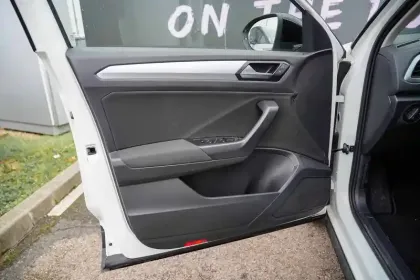 Photo 15 Volkswagen T-roc  1.5 TSI EVO 150 Start/Stop DSG7