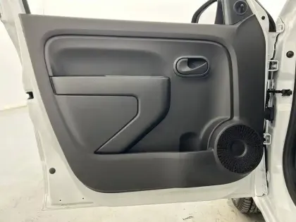 Photo 10 Renault Twingo  III E-Tech