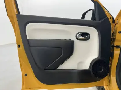 Photo 19 Renault Twingo  III SCe 65