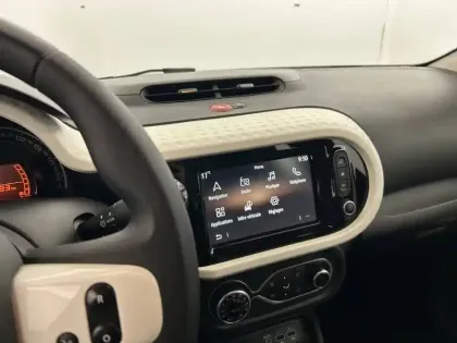 Photo 20 Renault Twingo  III SCe 65