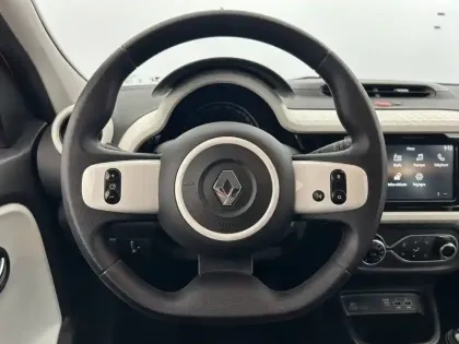 Photo 23 Renault Twingo  III SCe 65