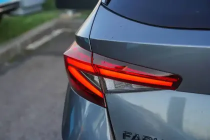 Photo 6 Skoda Fabia  1.0 TSI 116 ch EVO 2 DSG7