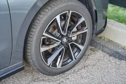 Photo 8 Skoda Fabia  1.0 TSI 116 ch EVO 2 DSG7