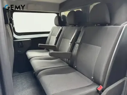 Photo 9 Peugeot Expert  CA FIXE M BLUEHDI 180 S&S EAT8