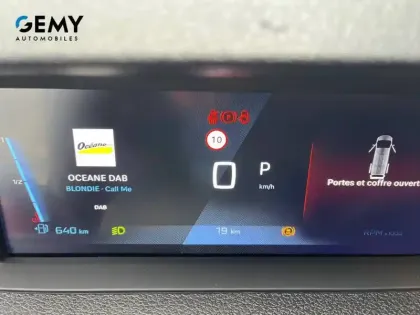 Photo 31 Peugeot Expert  CA FIXE M BLUEHDI 180 S&S EAT8