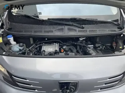 Photo 29 Peugeot Expert  CA FIXE M BLUEHDI 180 S&S EAT8