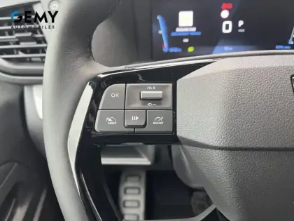 Photo 37 Peugeot Expert  CA FIXE M BLUEHDI 180 S&S EAT8