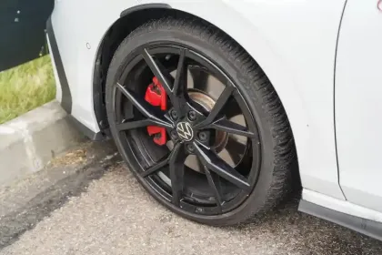 Photo 13 Volkswagen Golf Gén. VIII Ph2 GTI 5