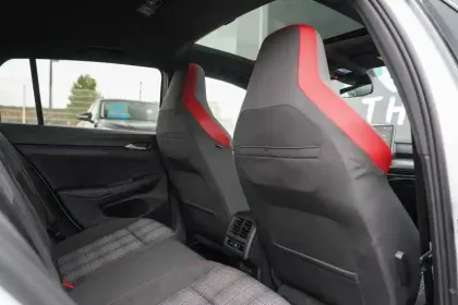 Photo 12 Volkswagen Golf Gén. VIII Ph2 GTI 5