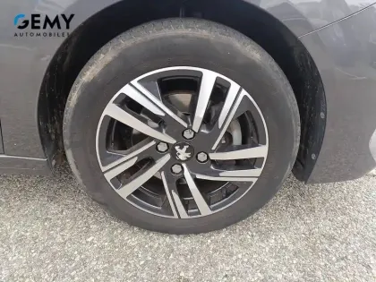 Photo 14 Peugeot 208  PureTech 100 S&S EAT8