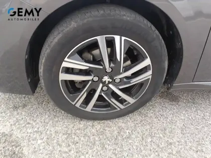 Photo 11 Peugeot 208  PureTech 100 S&S EAT8