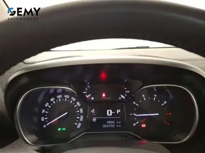 Photo 16 Citroën C3 Aircross  PureTech 130 S&S EAT6