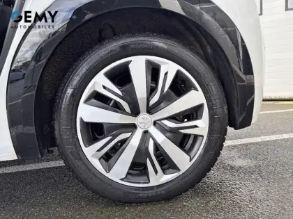 Photo 10 Peugeot 208  Electrique 50 kWh 136ch