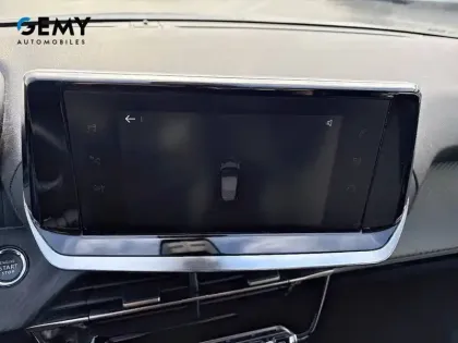 Photo 12 Peugeot 208  Electrique 50 kWh 136ch