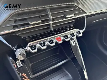 Photo 17 Peugeot 208  Electrique 50 kWh 136ch