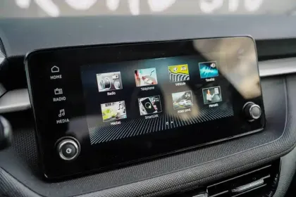 Photo 27 Skoda Fabia  1.0 TSI 95 ch EVO 2 BVM5