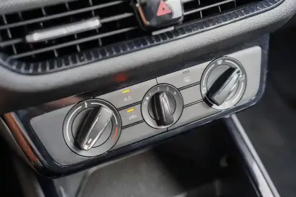 Photo 26 Skoda Fabia  1.0 TSI 95 ch EVO 2 BVM5