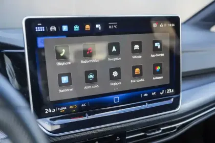 Photo 26 Volkswagen Golf  1.5 eTSI EVO2 150 DSG7