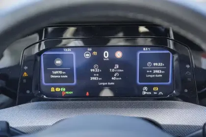 Photo 25 Volkswagen Golf  1.5 eTSI EVO2 150 DSG7