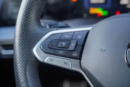 Photo 22 Volkswagen Golf  1.5 eTSI EVO2 150 DSG7