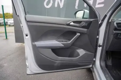 Photo 14 Volkswagen T-cross  1.0 TSI 116 Start/Stop DSG7