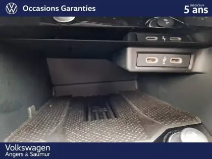 Photo 23 Volkswagen T-roc  1.0 TSI 116 Start/Stop BVM6