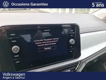 Photo 12 Volkswagen T-roc  1.0 TSI 116 Start/Stop BVM6