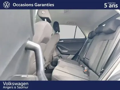 Photo 14 Volkswagen T-roc  1.0 TSI 116 Start/Stop BVM6