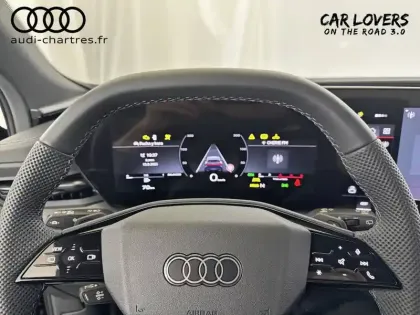 Photo 12 Audi Q5  Sportback TFSI 204 ch Hybride S tronic 7