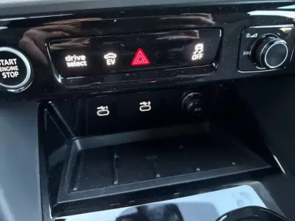 Photo 47 Audi Q5  Sportback e-hybrid 367 ch S tronic 7 Quattro