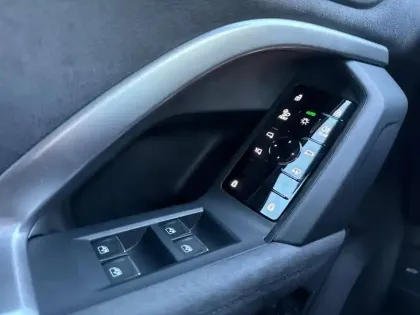 Photo 26 Audi Q5  Sportback e-hybrid 367 ch S tronic 7 Quattro