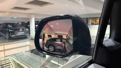 Photo 46 Land rover Range Rover Sport  P550e AWD 3.0L i6 PHEV