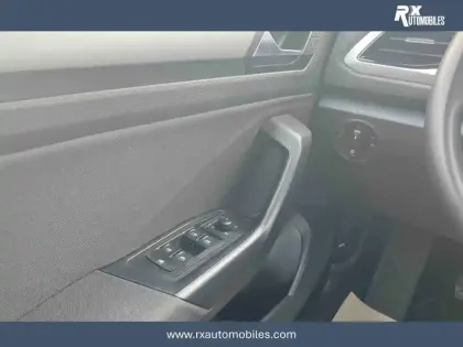 Photo 17 Volkswagen T-roc  1.0 TSI 116 Start/Stop BVM6