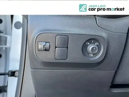 Photo 18 Citroën C3 Gén. III Ph2 Feel Business 5