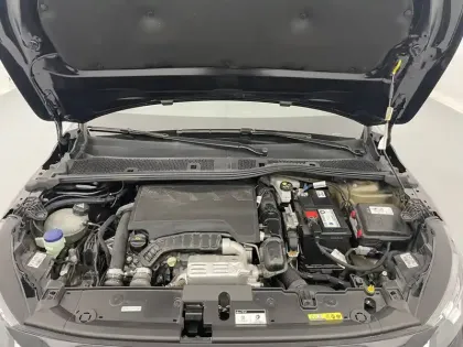 Photo 20 Peugeot 208  PureTech 100 S&S BVM6