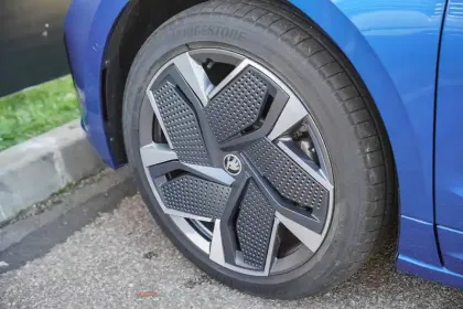 Photo 13 Skoda Enyaq  Coupé iV RS