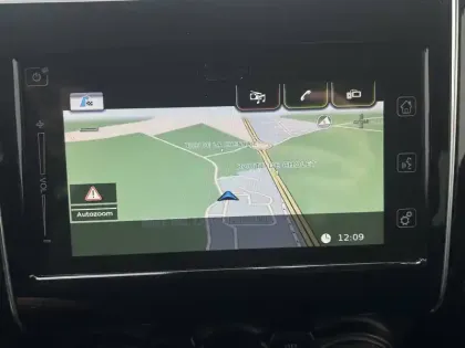 Photo 12 Suzuki Swift  1.2 Dualjet Hybrid Auto (CVT)