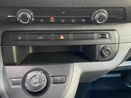 Photo 6 Peugeot Expert  FGN TOLE STANDARD BLUEHDI 145 S&S EAT8