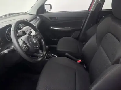 Photo 4 Suzuki Swift  1.2 Dualjet Hybrid Auto (CVT)