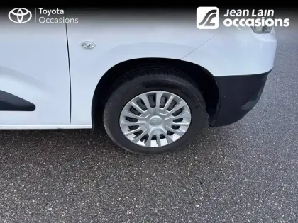 Photo 8 Toyota Proace  City Verso Medium 1.2L 110 VVT-i BVM6