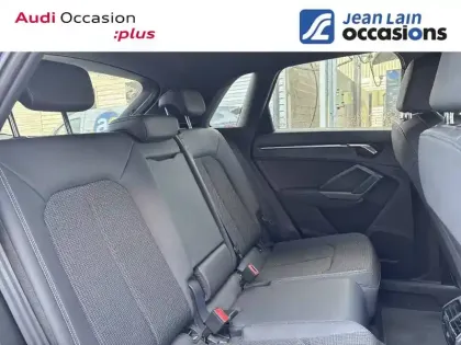 Photo 16 Audi Q3  35 TFSI 150 ch S tronic 7