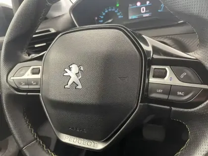 Photo 28 Peugeot 208  Electrique 50 kWh 136ch