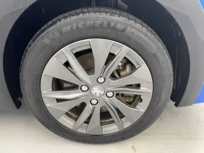 Photo 17 Peugeot 208  Electrique 50 kWh 136ch