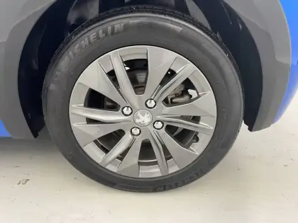 Photo 15 Peugeot 208  Electrique 50 kWh 136ch