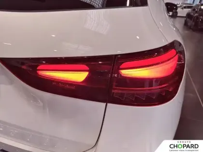 Photo 8 Mercedes GLA  180 d 8G-DCT