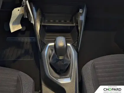 Photo 16 Peugeot 208  PureTech 75 S&S BVM5