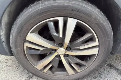 Photo 14 Peugeot 3008  BlueHDi 130ch S&S EAT8