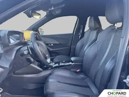 Photo 10 Peugeot 2008  PureTech 130 S&S EAT8