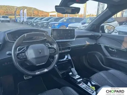 Photo 38 Peugeot 2008  PureTech 130 S&S EAT8