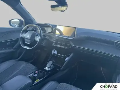 Photo 12 Peugeot 2008  PureTech 130 S&S EAT8